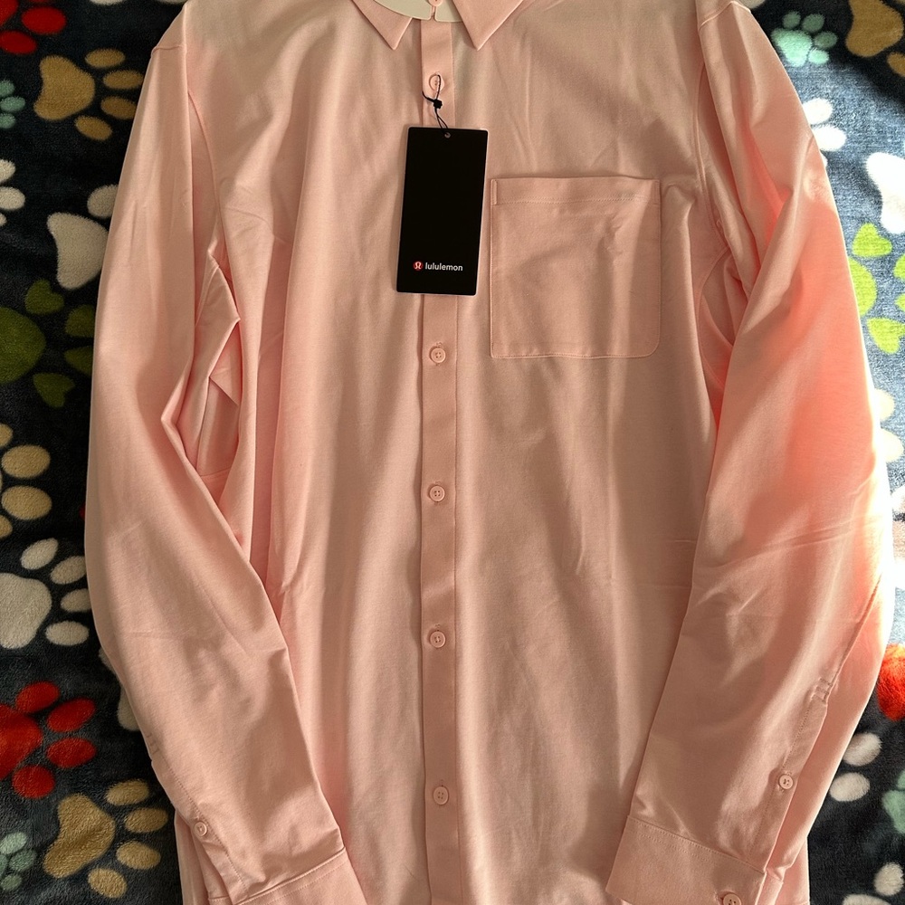 lululemon athletica Men’s Light Pink Long-Sleeve Button-Down Shirt